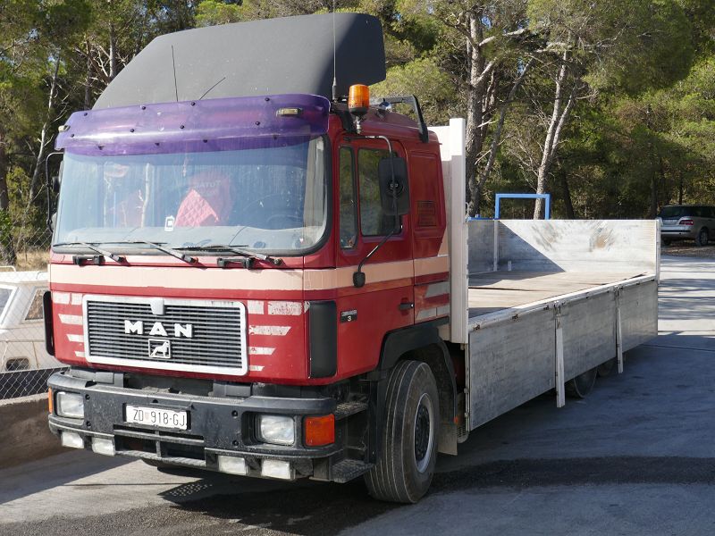 k-P1030318.jpg