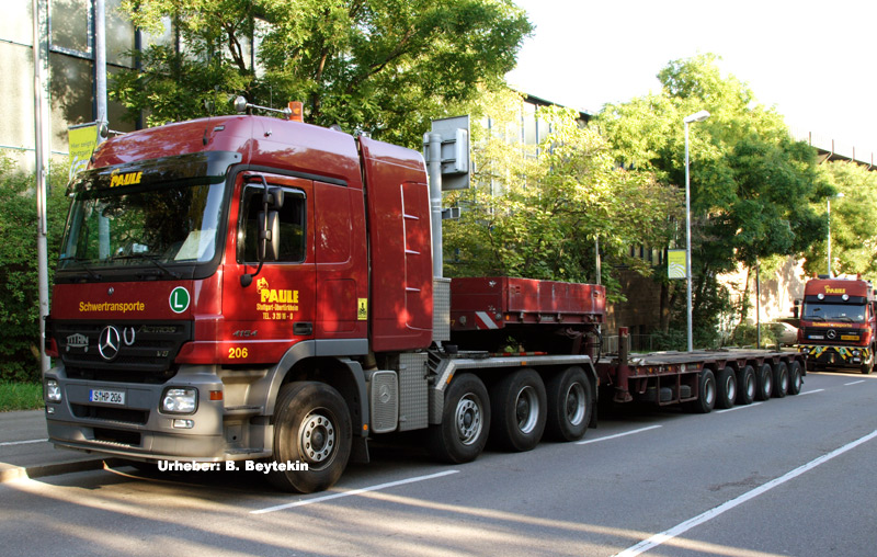Actros_4154-Tieflader_Paule.jpg