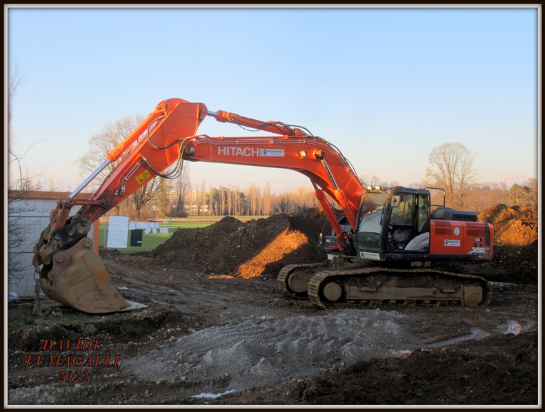 Hitachi Zaxis 350LCN-6 Mezzanzanica (10).jpg