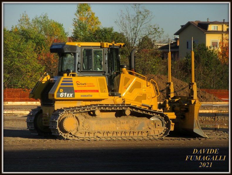 Komatsu D61EX De Carli 001.jpg