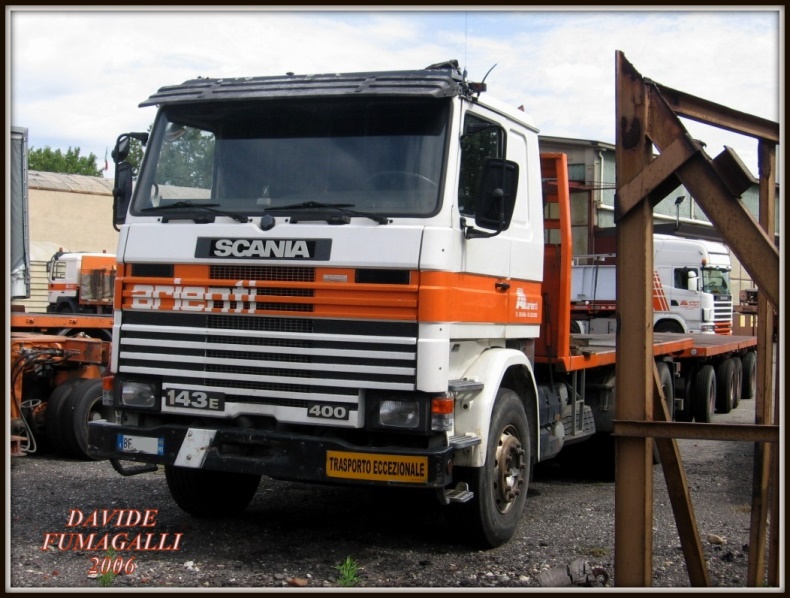 Scania 143E400 Arienti.jpg