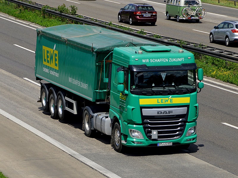 LEWE, ST-LS 155 0032.jpg