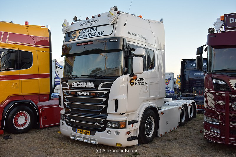comp_DSC_8297.jpg