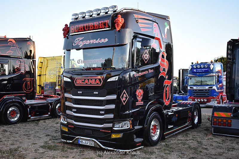 comp_DSC_8303.jpg