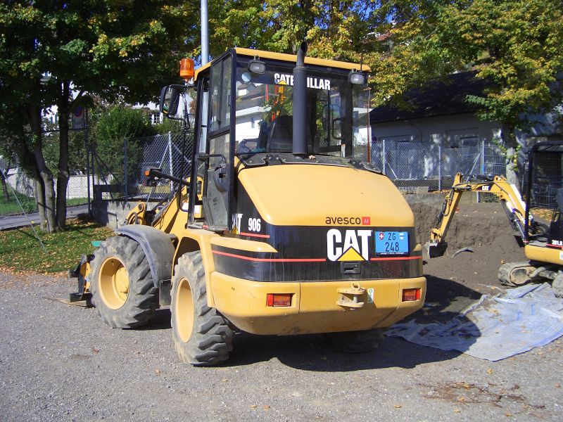 CAT 906.3.jpg