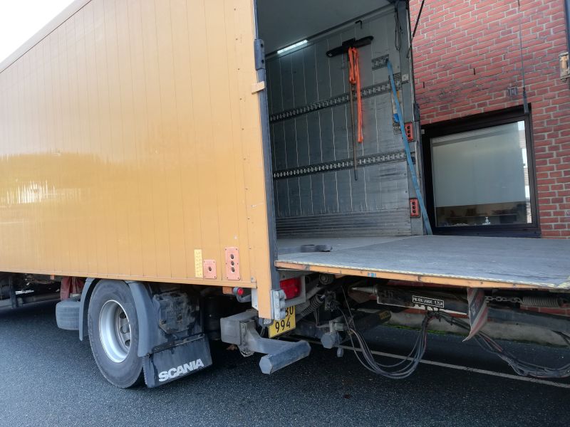 Post-Autos, Brückenlösung 2.jpg