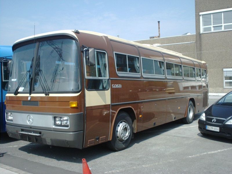 O 303 Sonderausf&uuml;hrung 001.jpg