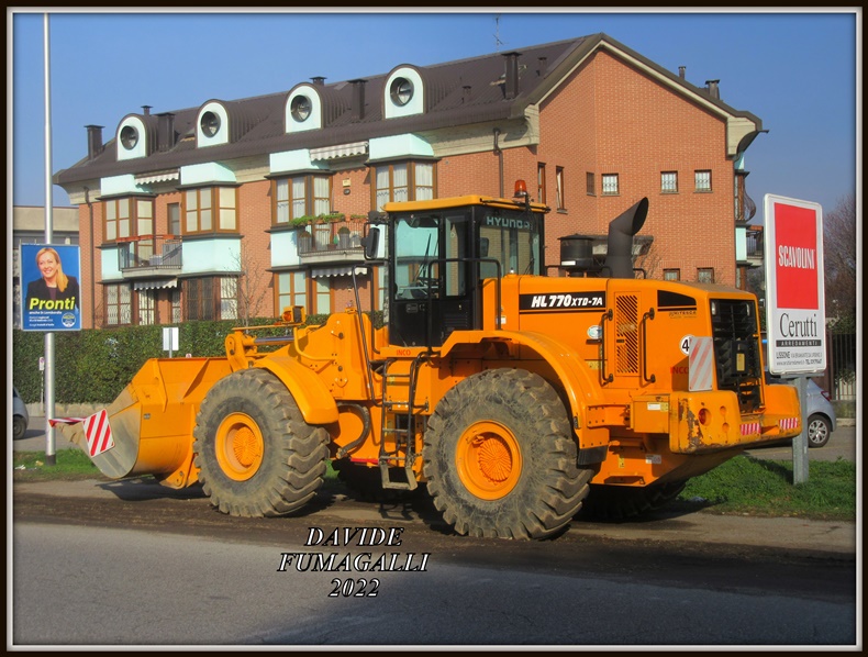 Hyundai HL 770XTD-7A 002.jpg