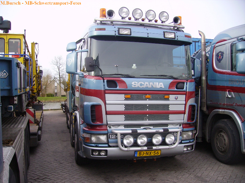  Scania-124G420-Brouwer-BJNX56-Bursch-081
207-01.jpg