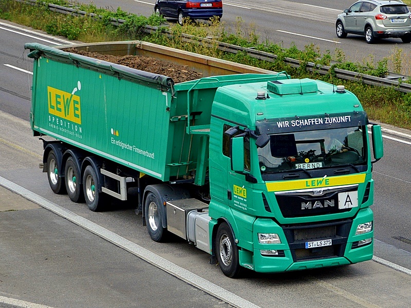 Lewe, ST-LS 375 0317.jpg