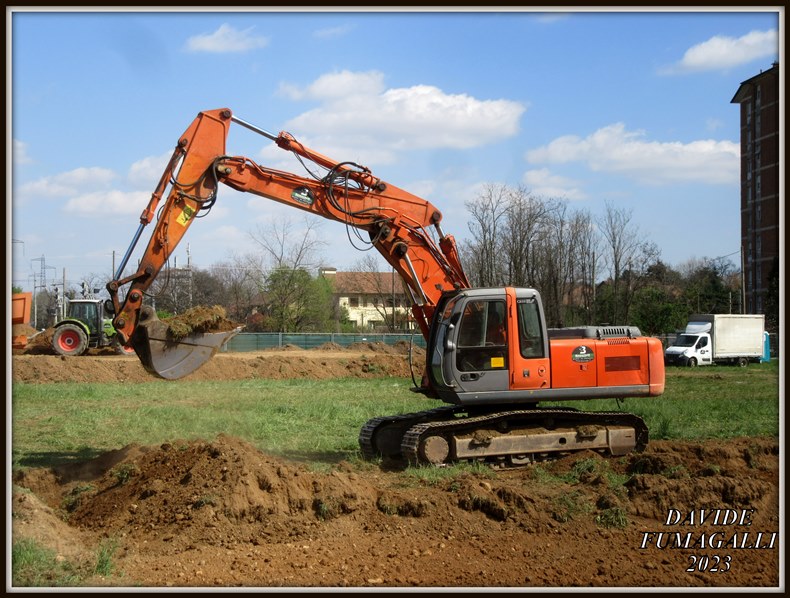 Hitachi Zaxis 240N Baronchelli 007.jpg