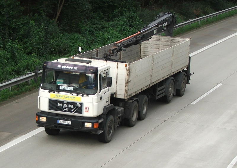 MAN F90 Ludmann DSC00001 (2).jpg