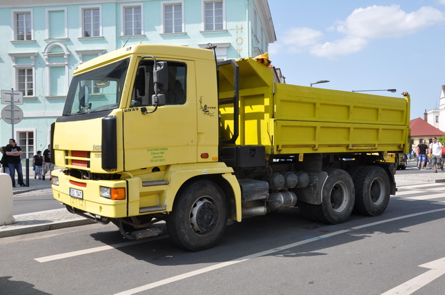L_2933_SD_GO_cab_Tedom_AH_07.jpg