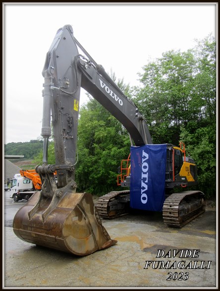 EC550E (1).jpg