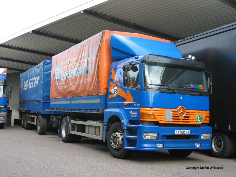 MB-Atego-1828-Brucker-070602.jpg
