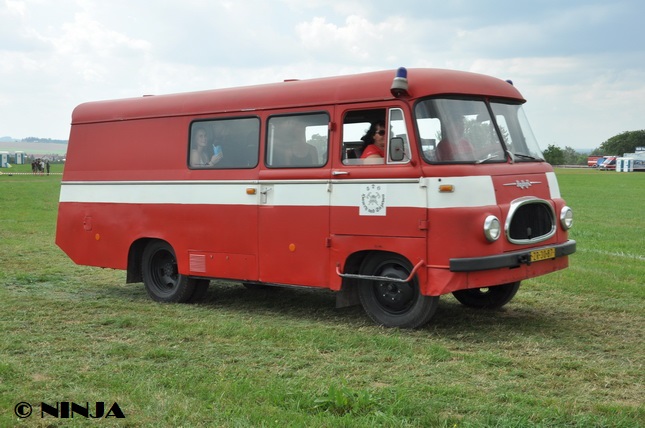 Robur_LO2500_4x2_Hasici_02.jpg