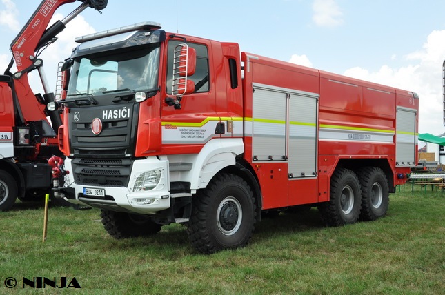  T_158_6x6.1R_E6_KHA_40_S3R_Kobit_02_resi
ze.jpg