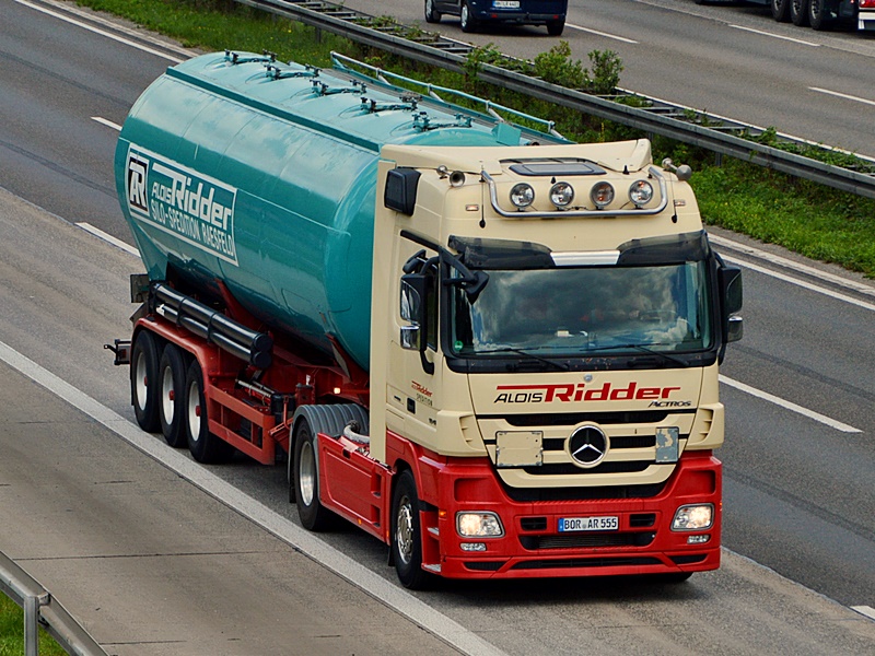 Ridder, BOR-AR 555 0146.jpg