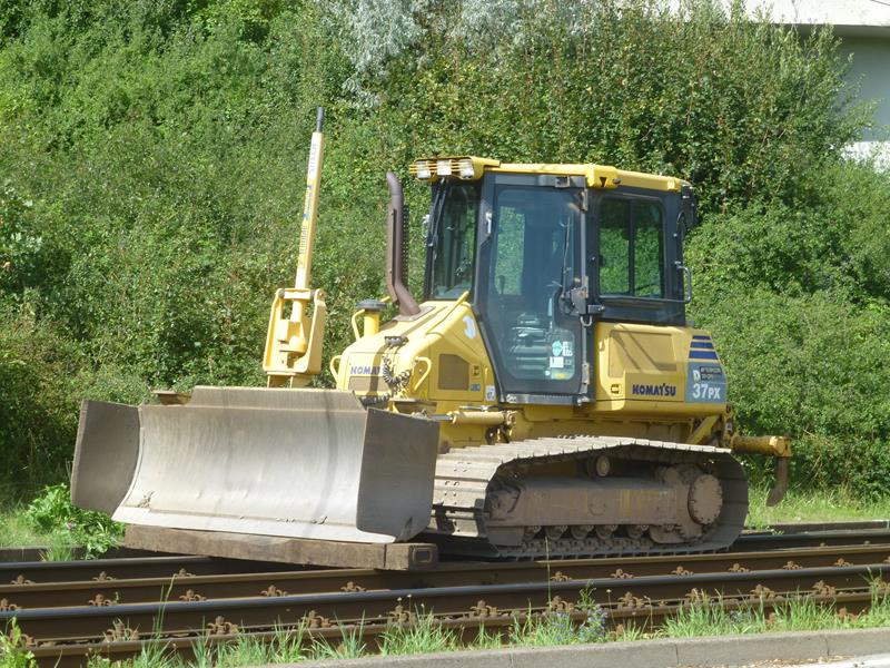 Komatsu D 37 PX Gelb 1 (Copy).jpg