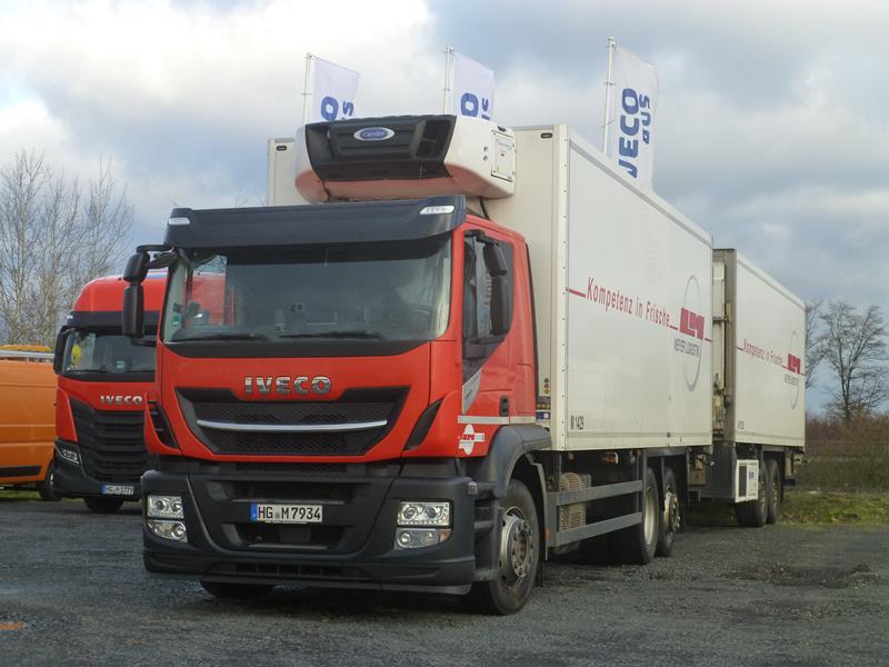 Iveco Stralis Hi-Road 460 Meyer Logistik 12 (Copy).jpg