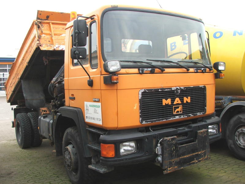 MAN F 90 18-192 Kipper 2Achs DSC00081 (2) (2).jpg