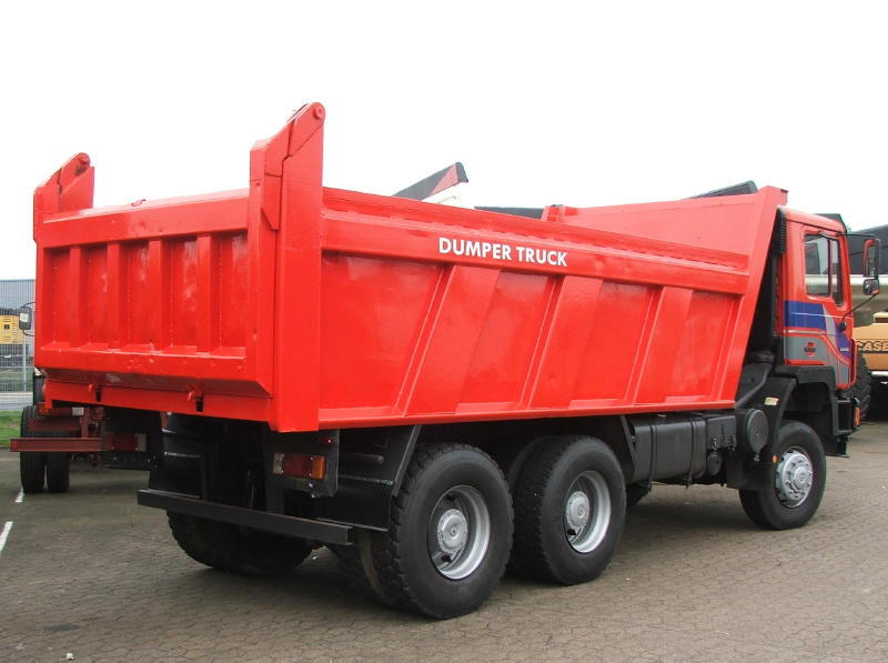 MAN F 90 26-422 Kipper rot Heck DSC00077 (2) (2).jpg