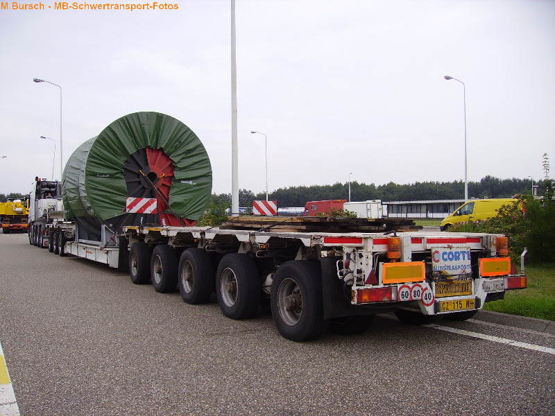  MB-Actros-4160-SLT-MP2-Corti-27-Bursch-0
80807-11.jpg