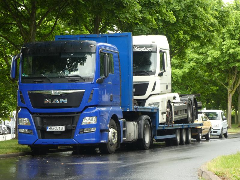 MAN TGX 18.440 E6 LKW Transport 2 (Copy).jpg