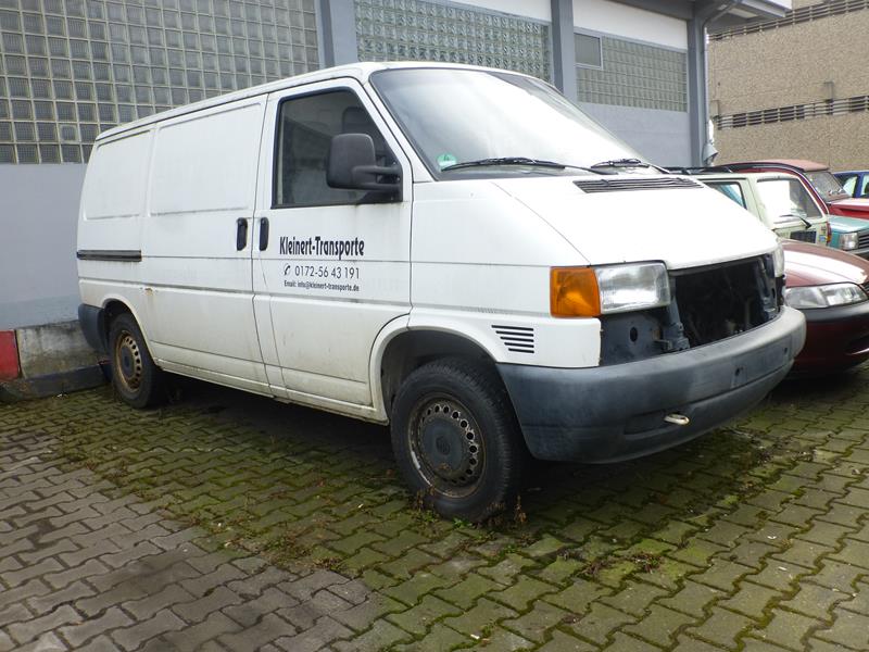 VW T4 Transporter  Kleinert Transporte 1 (Copy).jpg