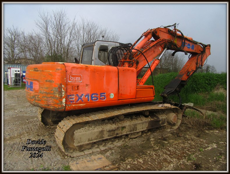 Fiat Hitachi EX165 010.jpg