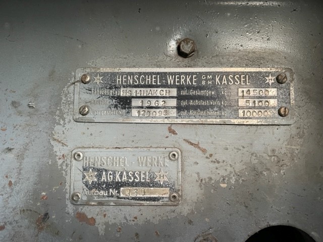 henschel2.jpg