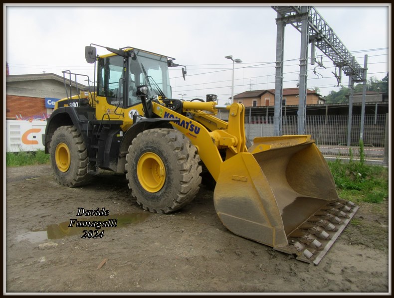 Komatsu WA380 Valsecchi 003.jpg