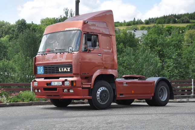 L_1833_TBV_Maxi_AI_03_resize.jpg