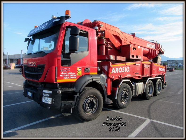 Iveco Trakker 410T50 Arosio 001.jpg