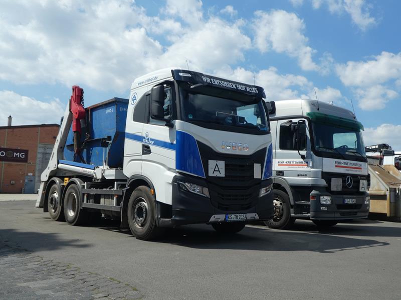 Iveco X-Way 480 Absetzlkipper Trillhof 2 (Copy).jpg
