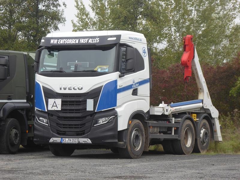 Iveco X-Way 480 Absetzlkipper Trillhof 3 (Copy).jpg