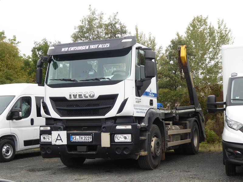 Iveco Stralis Hi-Road 400 Trillhof 10 (Copy).jpg