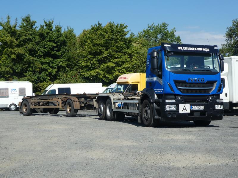 Iveco Stralis Hi-Road 400 Trillhof 8 (Copy).jpg