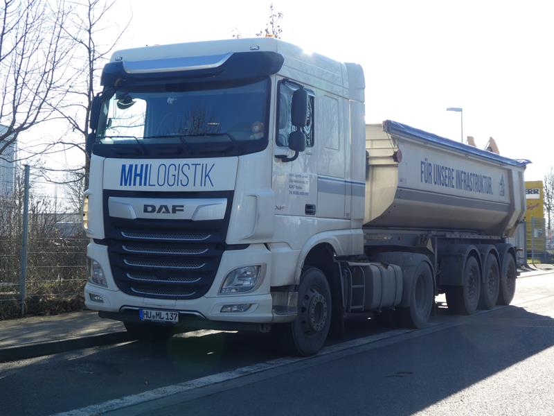 DAF XF 480 MHI Logistik 4 (Copy).jpg