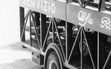 Alfa Romeo 900.jpg
