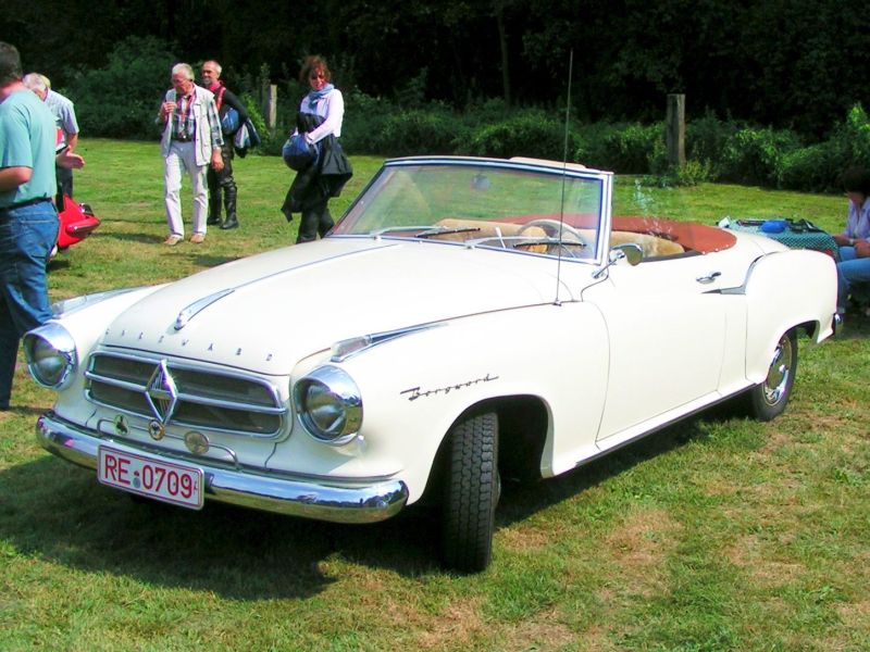 Borgward Isabella Cab 001.jpg