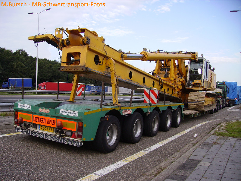  MB-Actros-4153-SLT-Martens-BLSN13-Bursch
-290807-06.jpg