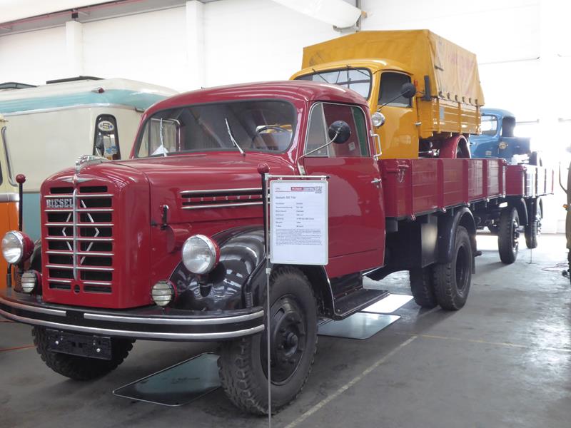 Borgward 1250 Rot 1 (Copy).jpg