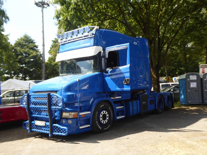 Scania T SZM Blau 9 (Copy).jpg