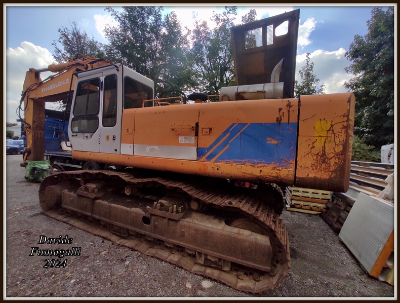 Fiat Hitachi FH450.3 001.jpg