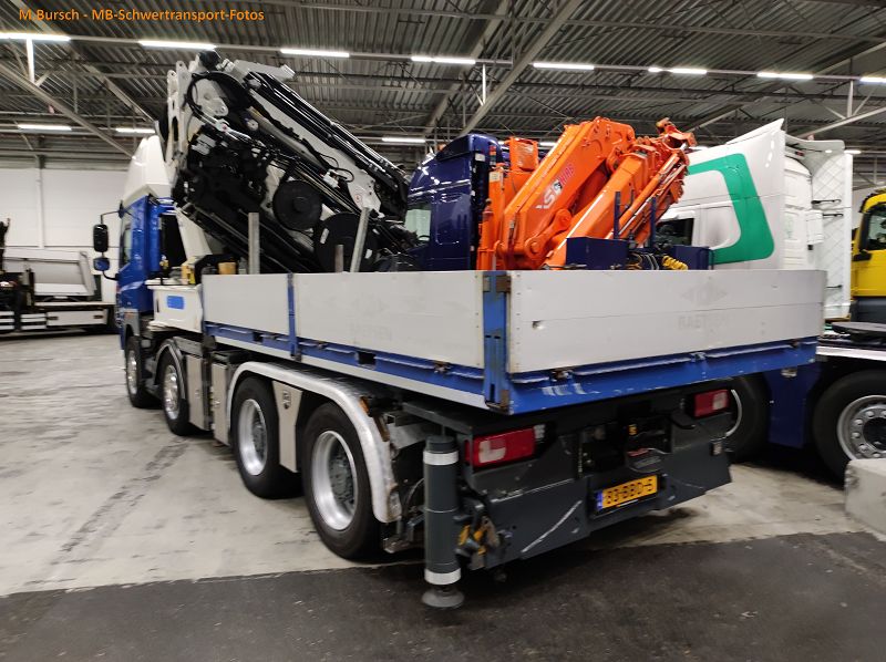 Versteijnen Trucks B.V 0027.jpg
