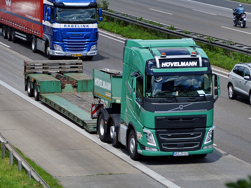 HÖVELMANN, WES-ZX 663 0100.jpg