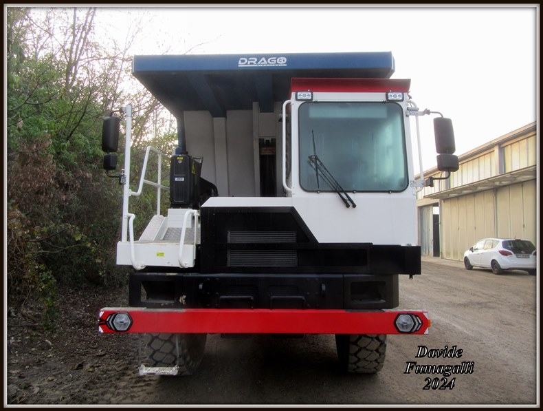 dumper Drago (6).jpg