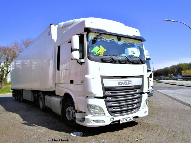 DAF XF (UZ)x.jpg