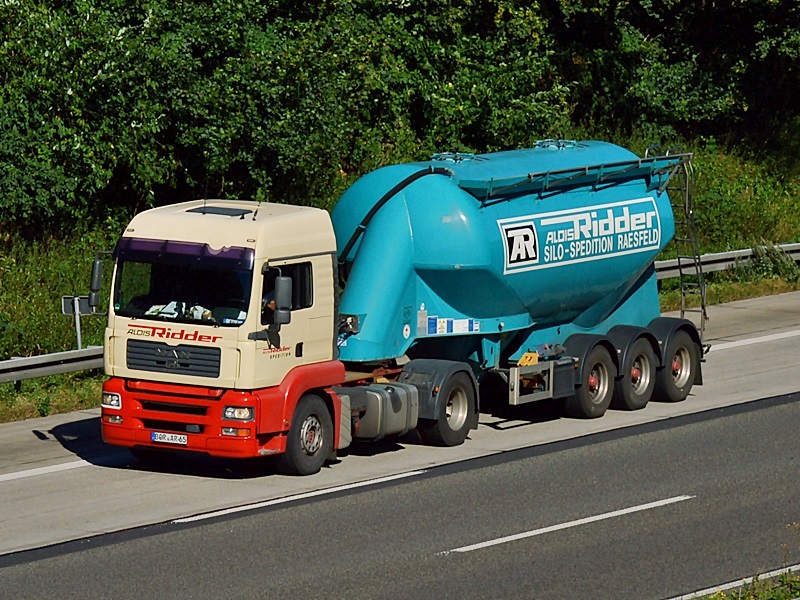 Ridder, BOR-AR 65 0042.jpg